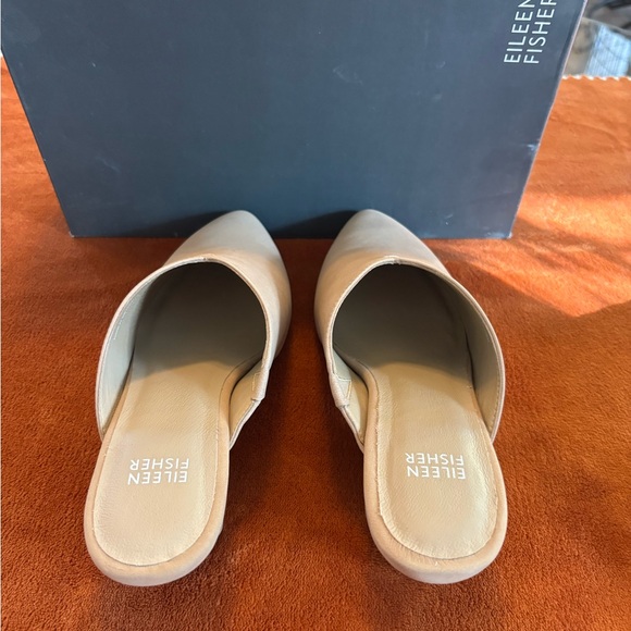 Eileen Fisher Women's Beige Mules - Picture 3 of 5
